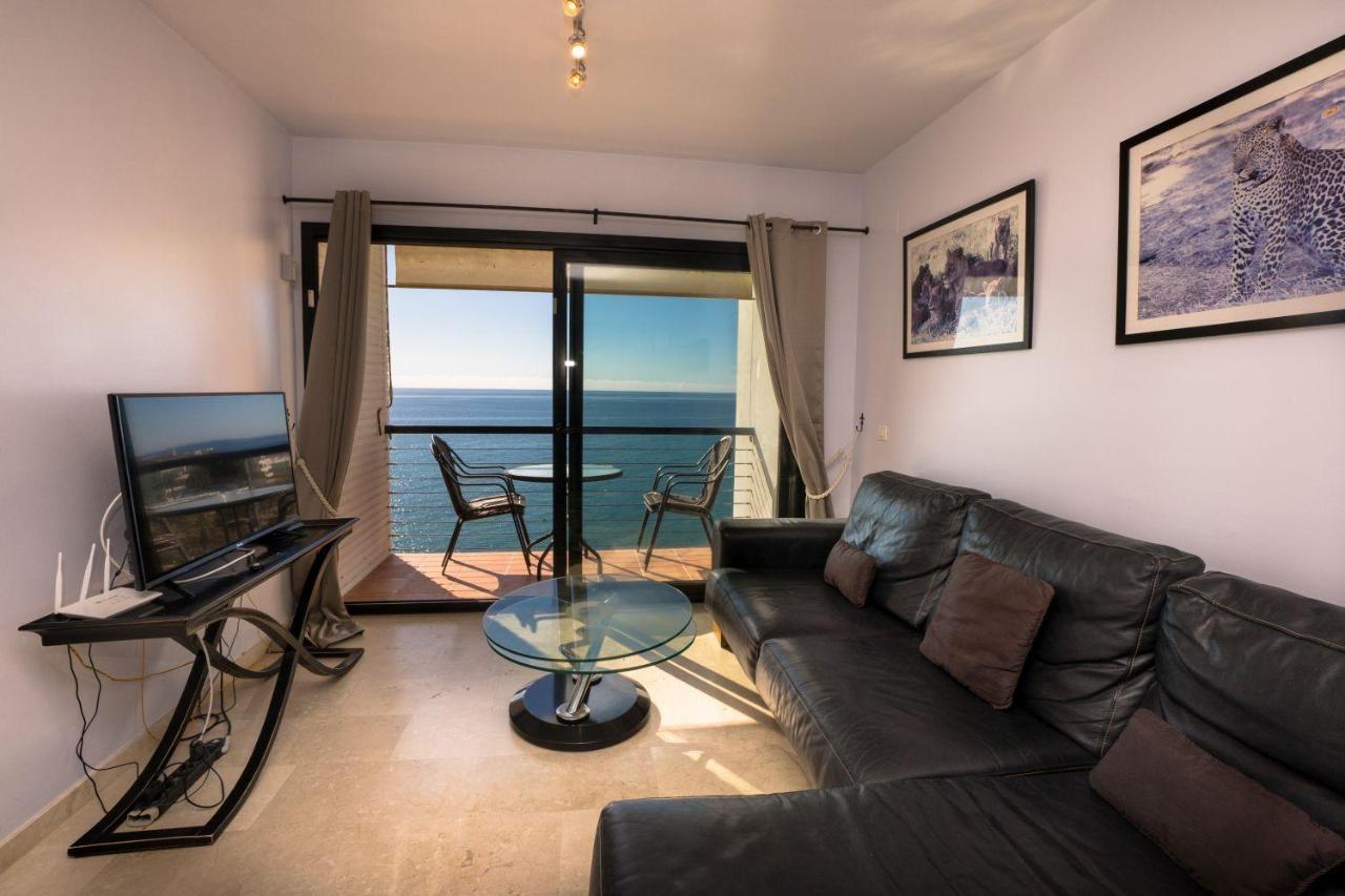 Playa Del Salon 2C Menyber Apartman Nerja Kültér fotó